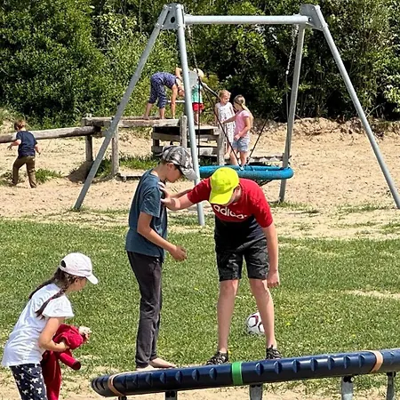 007 بيت للعطل بيتين